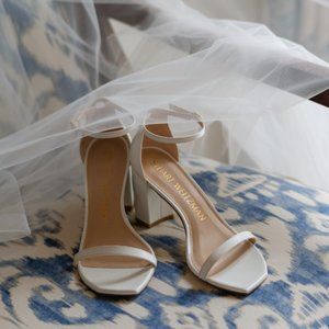 STUART WEITZMAN
White leather Amelina Block sandals